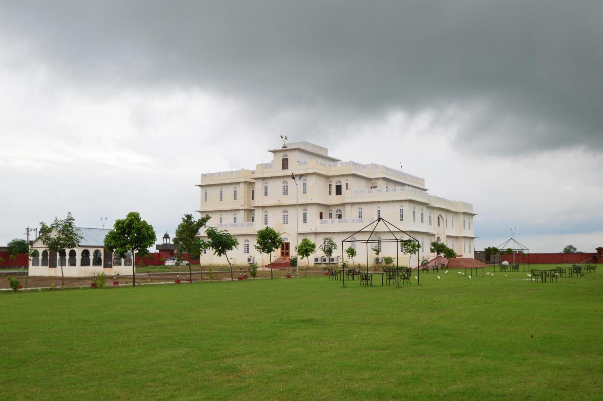 Hotel Aaram Baagh Agra Exterior foto